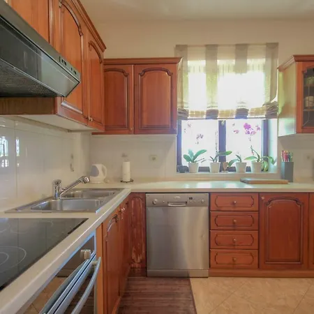 Sanja Apartament *